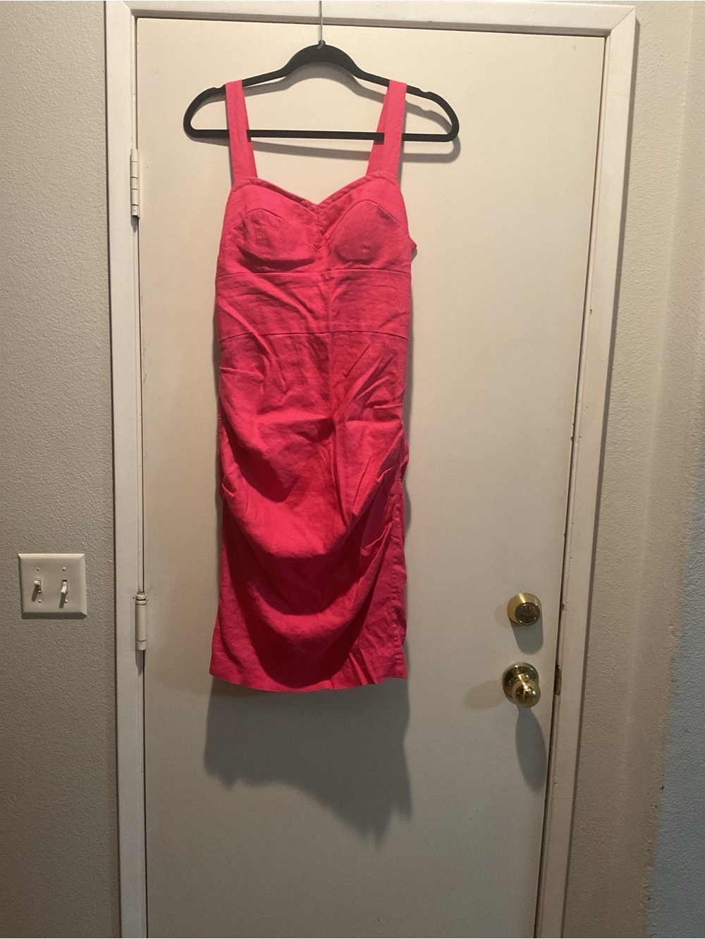 Pink Midi Dress with Sweetheart Neckline linen type